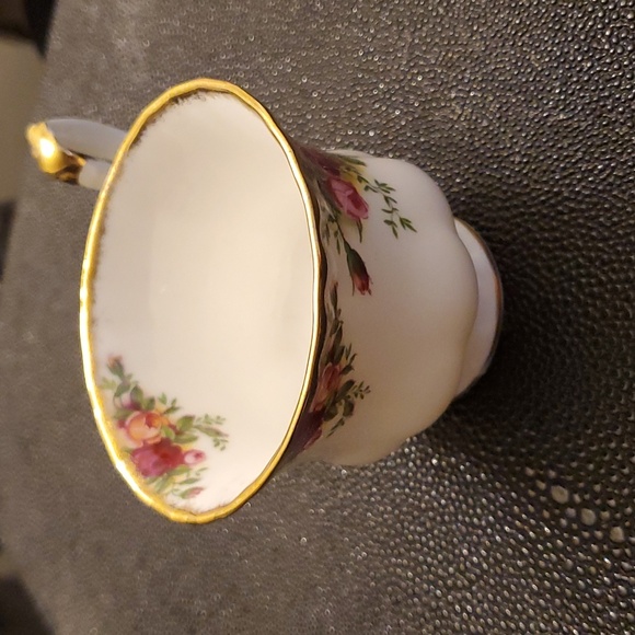 Vintage tea cup - Picture 2 of 5